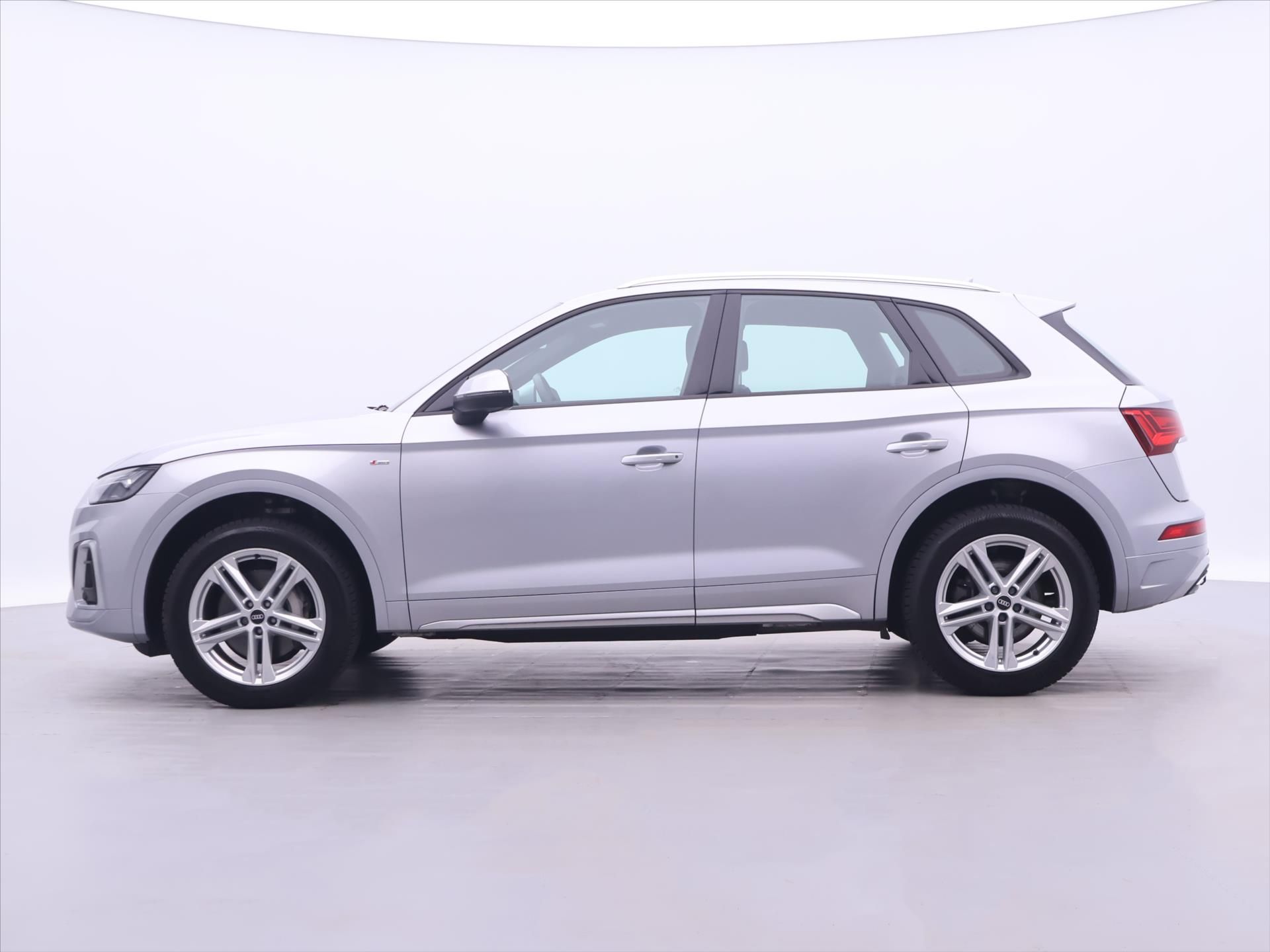 Audi Q5, 3,0 50TDI 210kW S-line quattro - fotka 4
