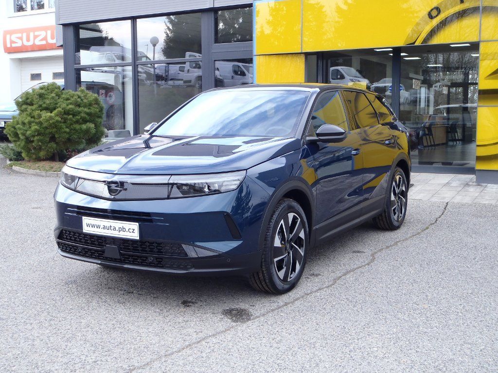 Opel Grandland, Ultimate Hybrid 1.2T 107kW - fotka 3