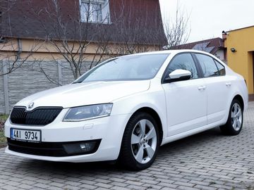 1.4 TSI Elegance Plus II ČR