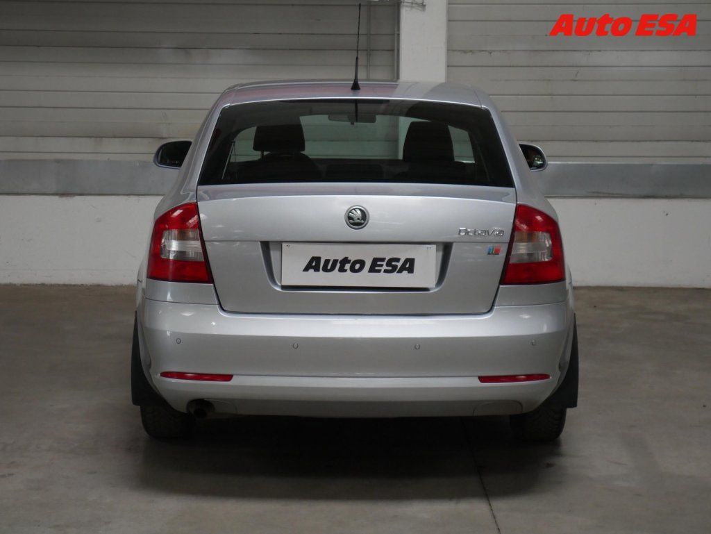 Škoda Octavia, 1.2TSI,ČR,AC,STK11/27 - fotka 5