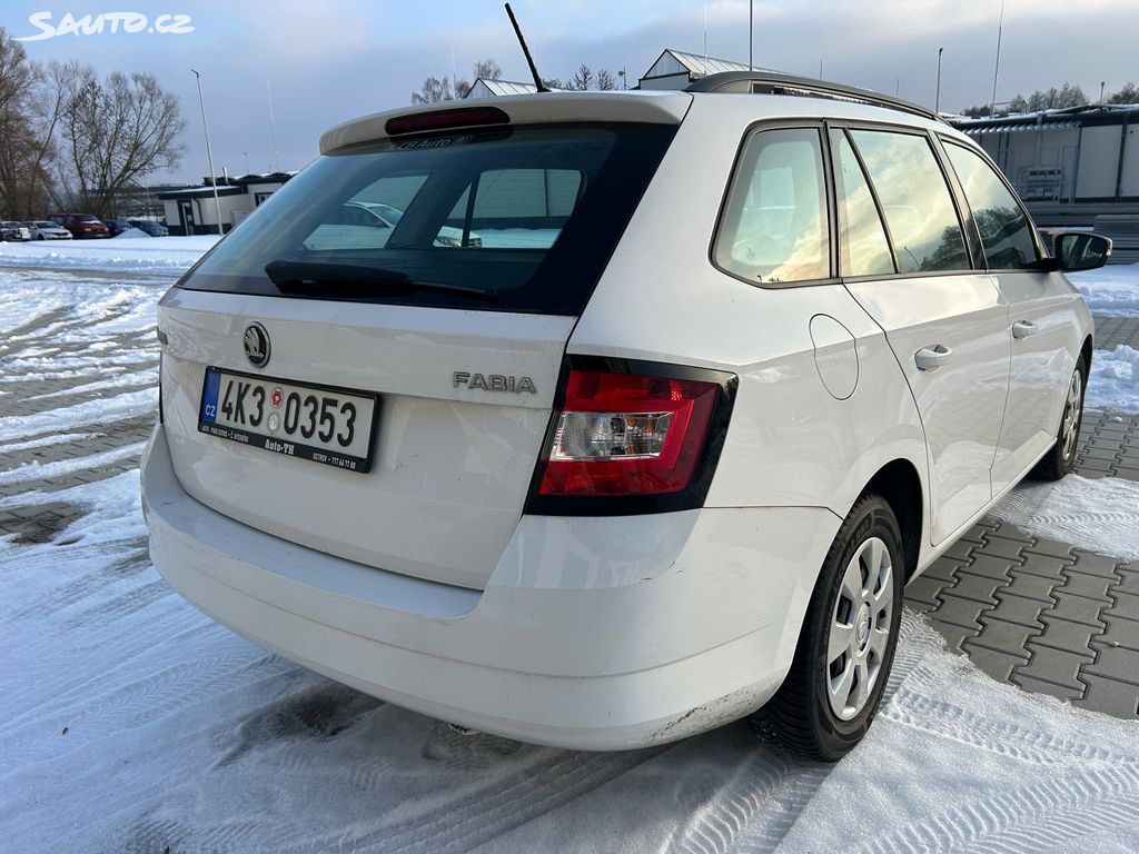 Škoda Fabia, 1.0 Mpi 55 KW - fotka 5