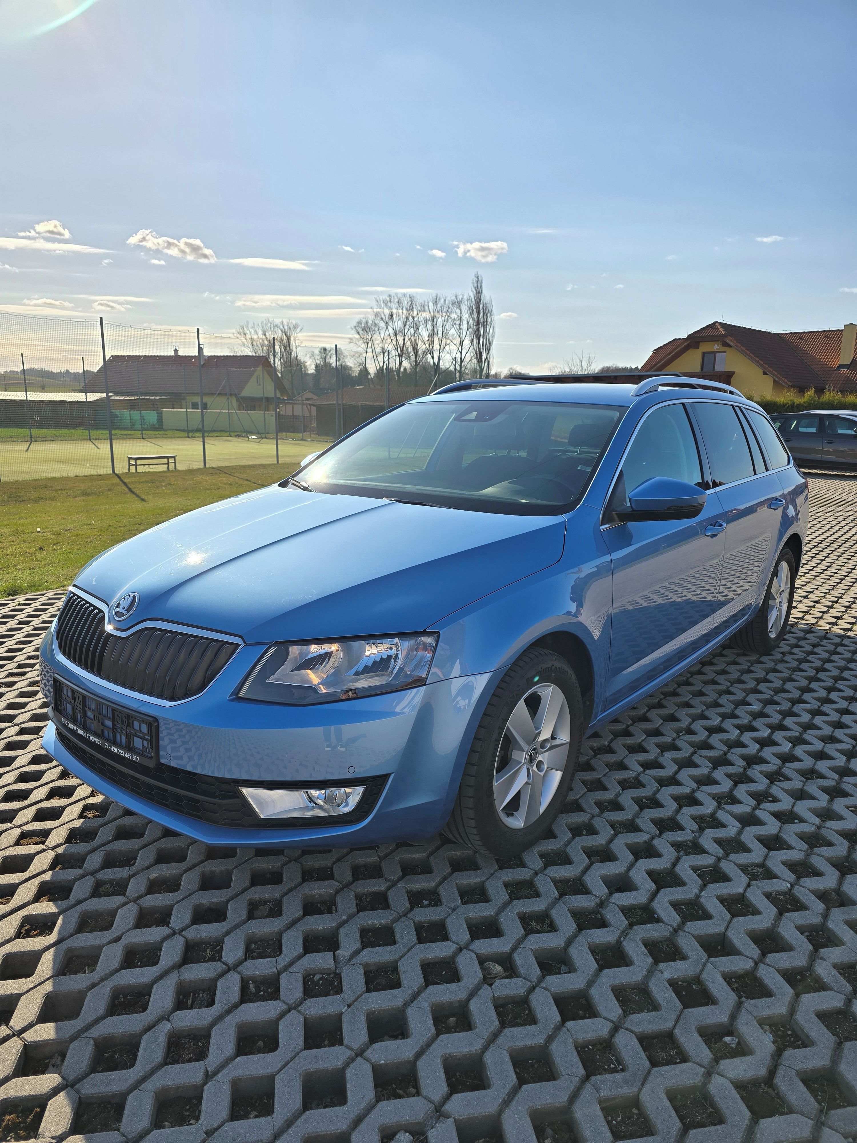 Škoda Octavia, 1.2 TSI Combi ----Prodáno----- - fotka 3