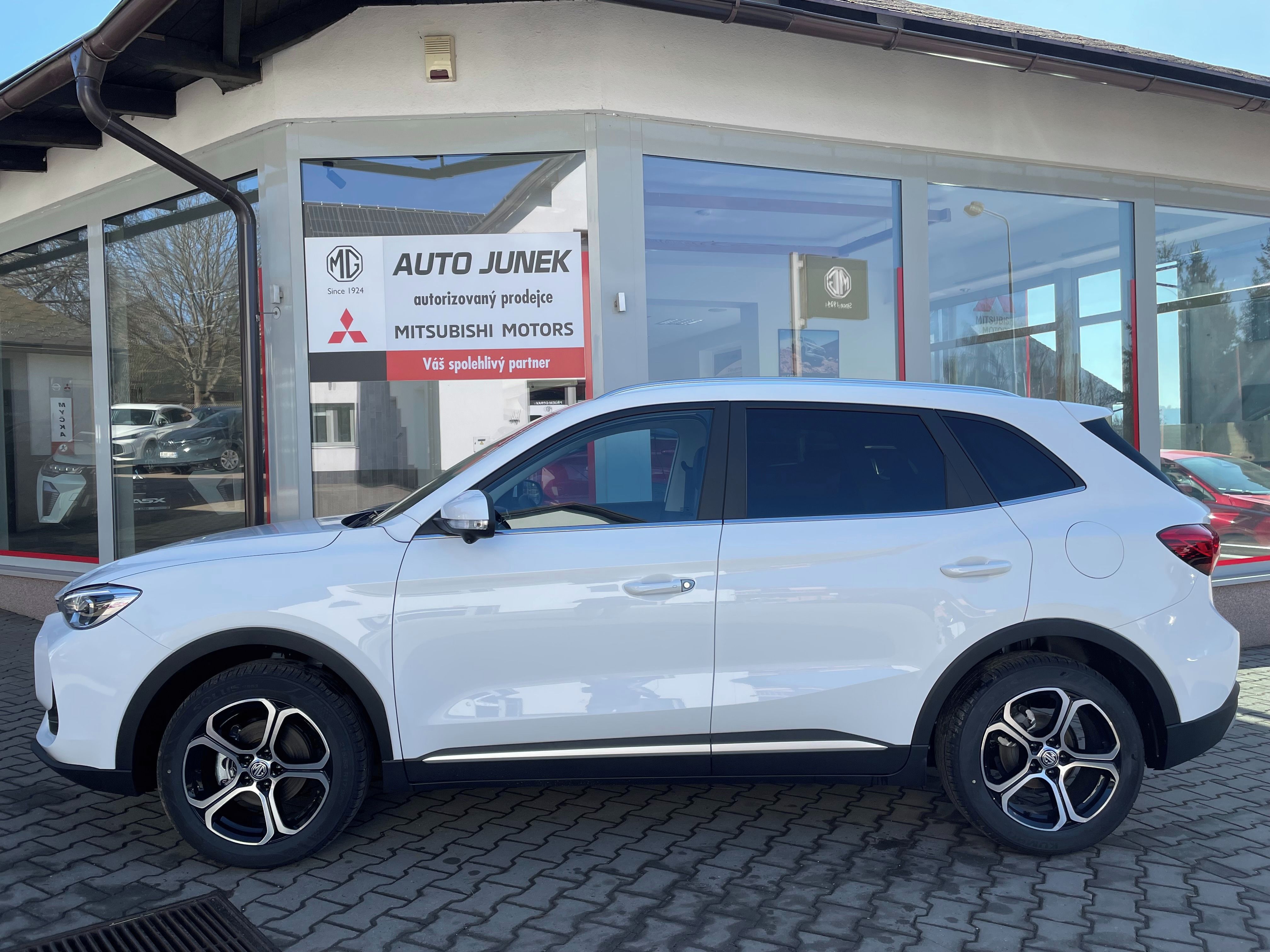 MG ZS, 1.5 HYBRID+ EMOTION - fotka 2