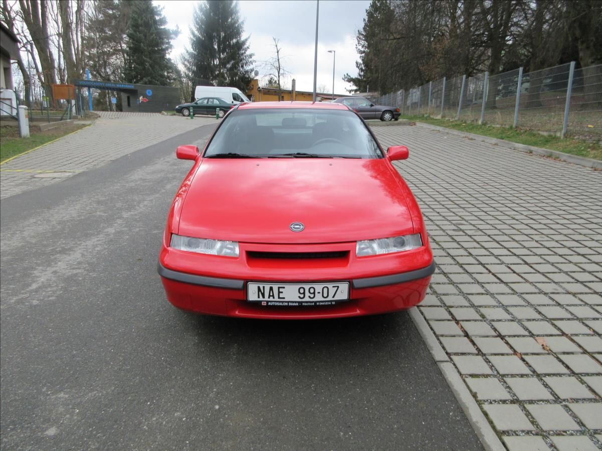 Opel Calibra, 2,0 i 85Kw, ROK 1991 V PŮVODNÍ - fotka 4