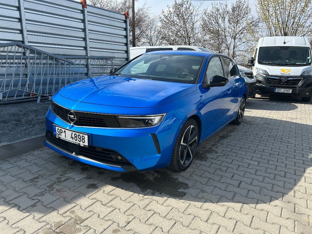 Opel Astra, Elegance 1,2 Turbo 96kW MT6
