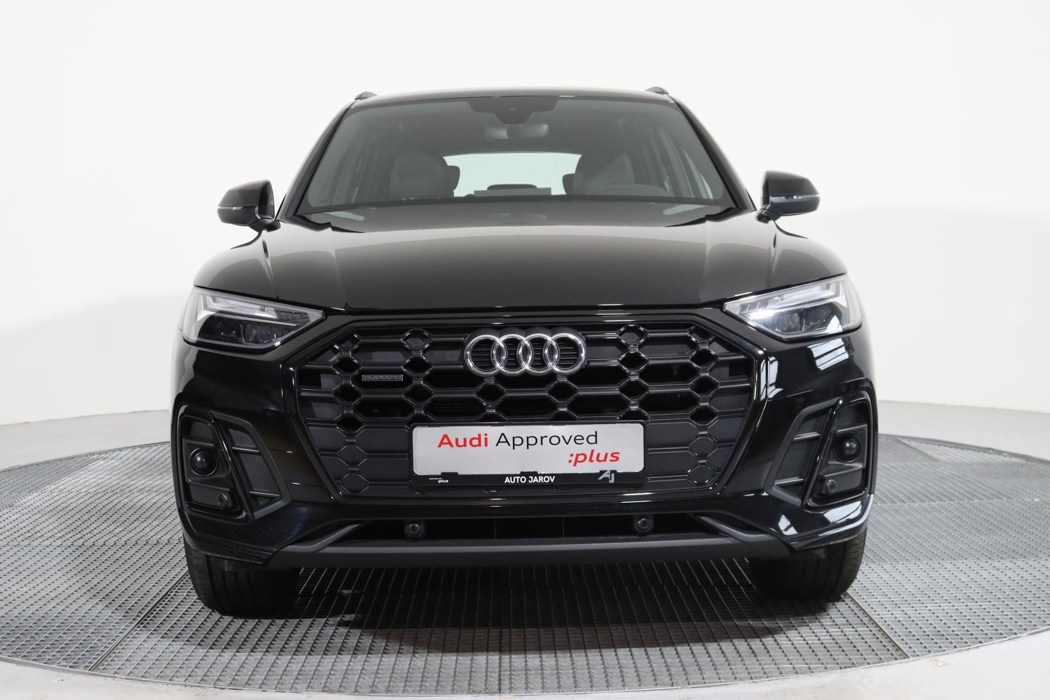 Audi Q5, Sline 40 TDI quattro Stronic - fotka 2
