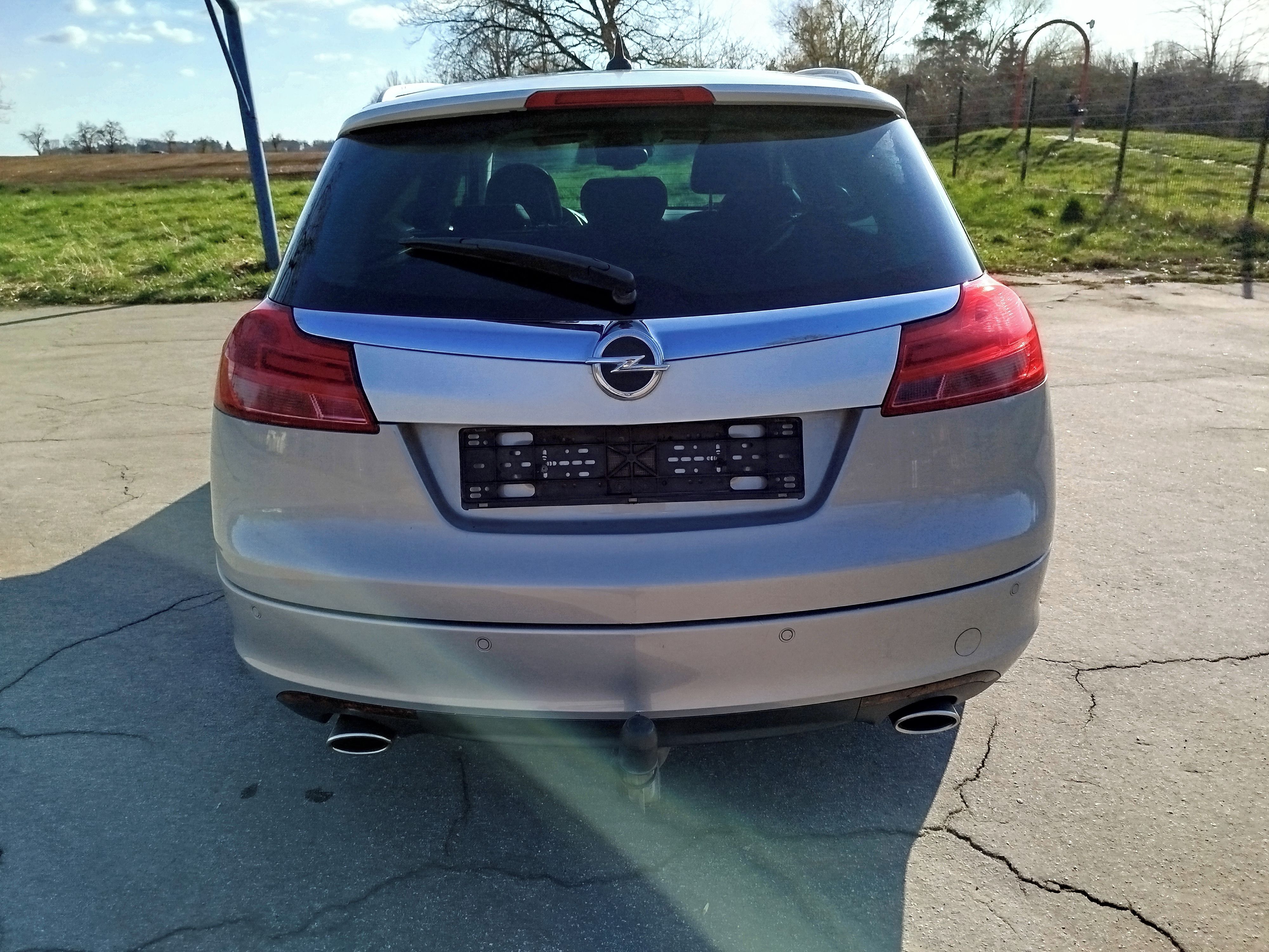 Opel Insignia, V6 2.8 benz Turbo Kuze Automat - fotka 5