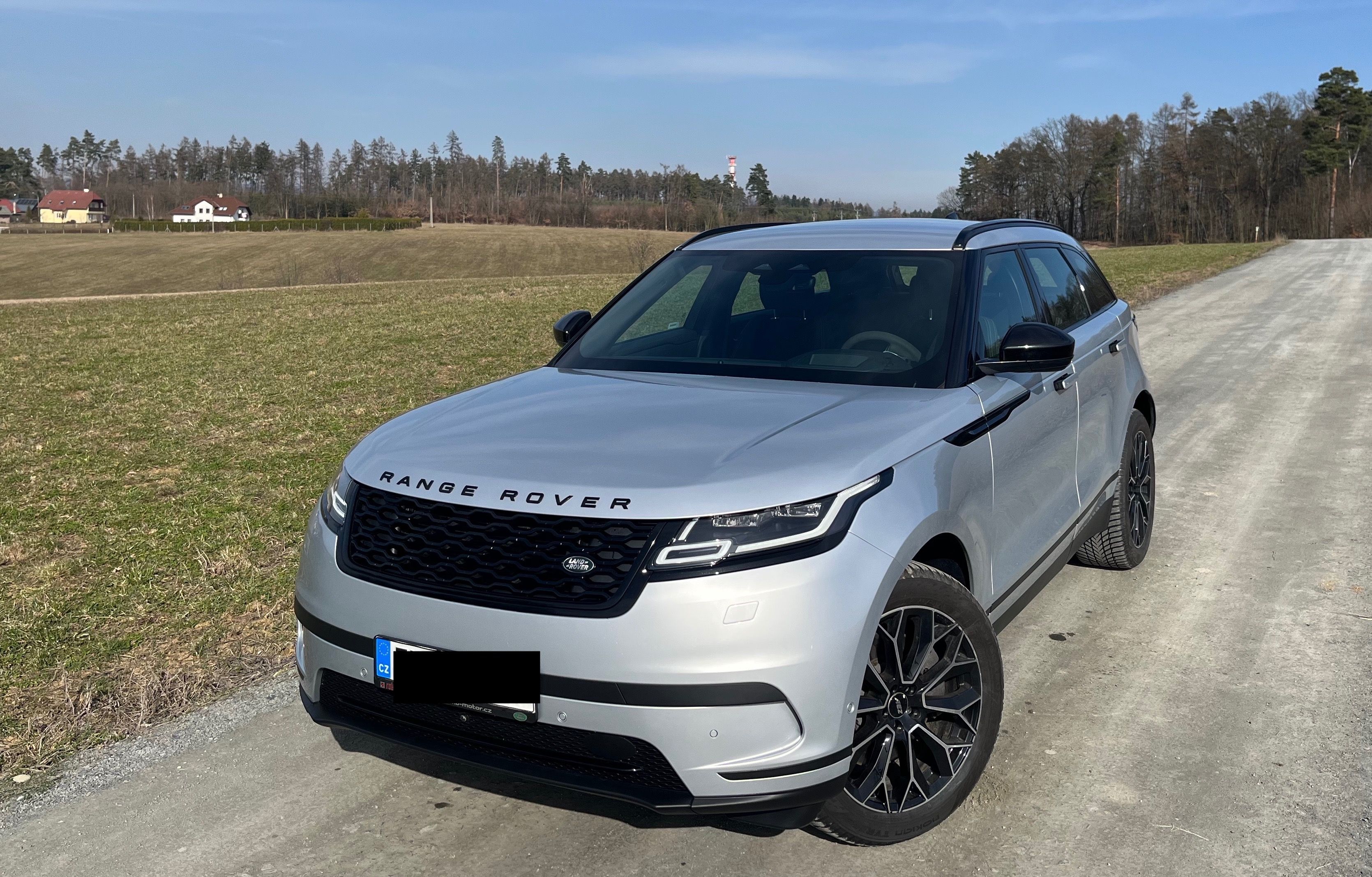 Land Rover Range Rover Velar, P400 AWD | TOP STAV - fotka 3