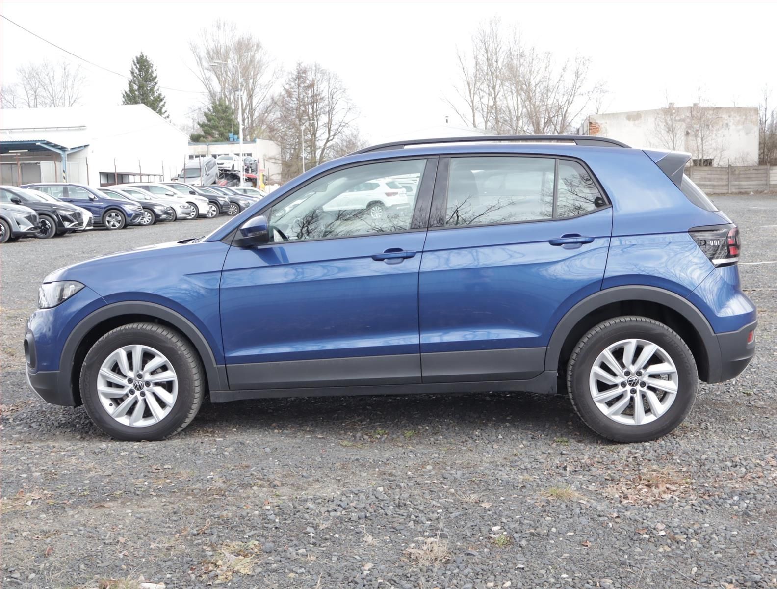Volkswagen T-Cross, 1.0 TSI, Navi, Vyhř. sedaček - fotka 3