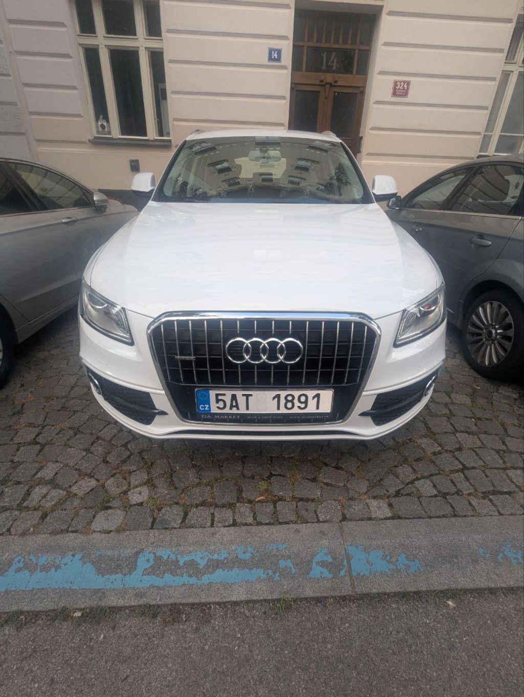 Audi Q5, AUDI Q5 s-line 2.0 TDI - fotka 2