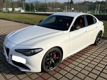 2.0T Q2 (performance pack)