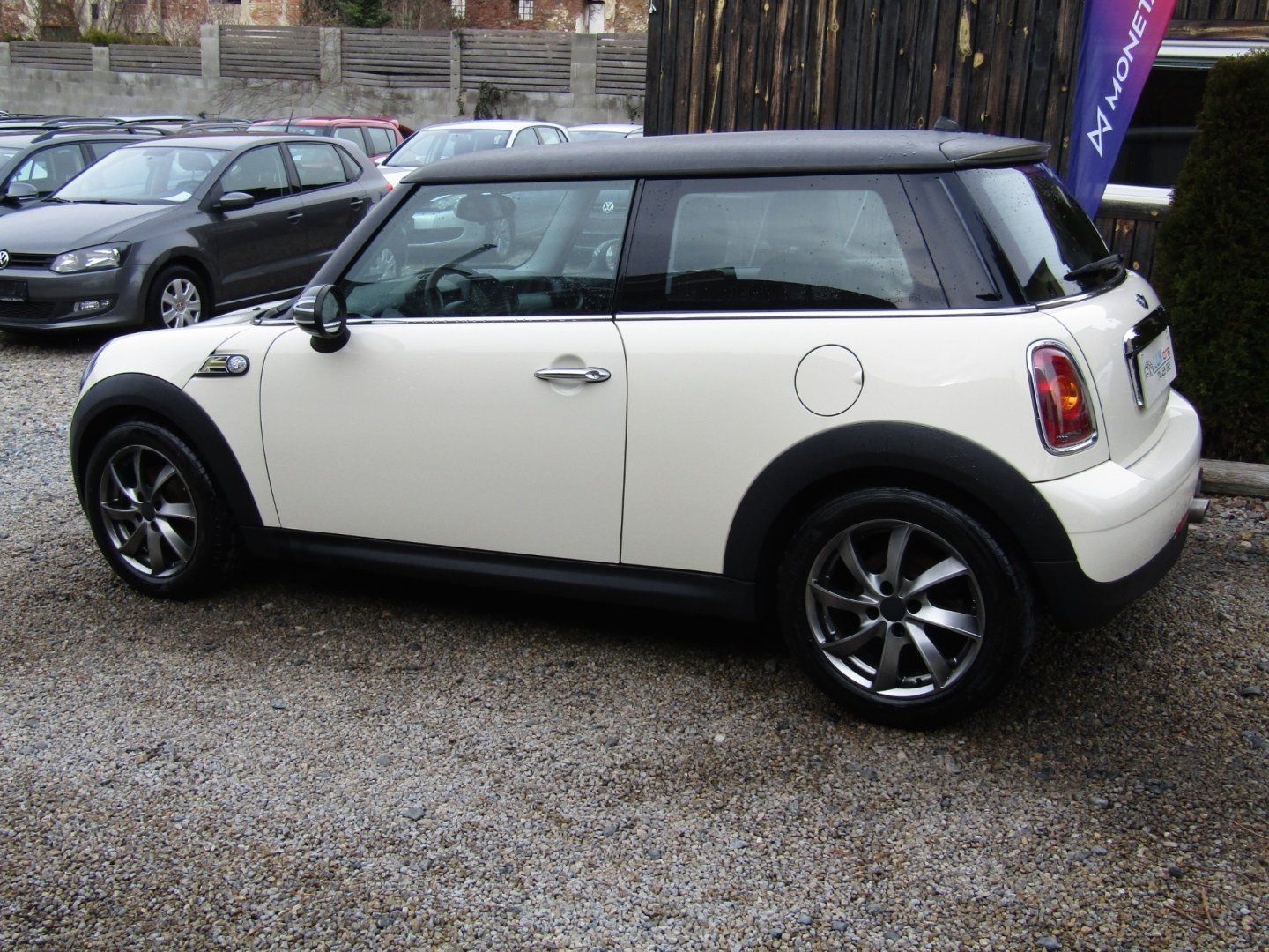 Mini One, 1.4 16v 55kW  NOVÁ SPOJKA - fotka 4