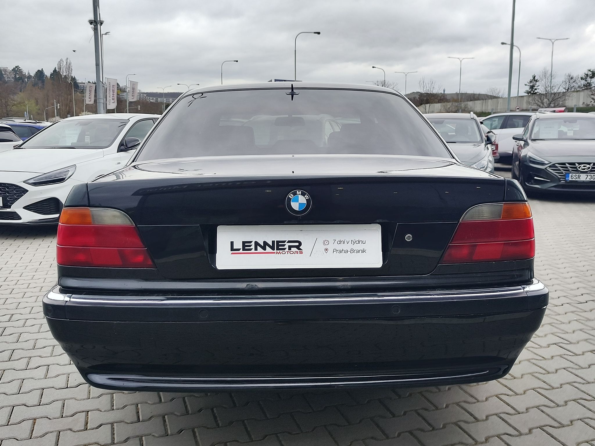 BMW Řada 7, 728i/142kW E38 AT - fotka 6