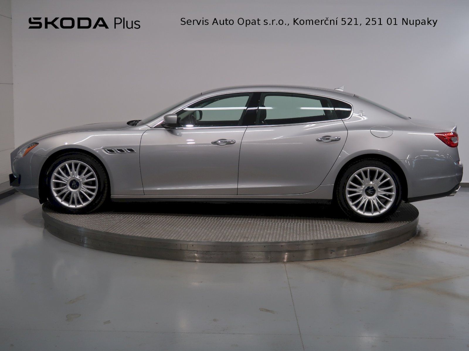 Maserati Quattroporte, V6 3.0D 202KW NAVI XENONY - fotka 3