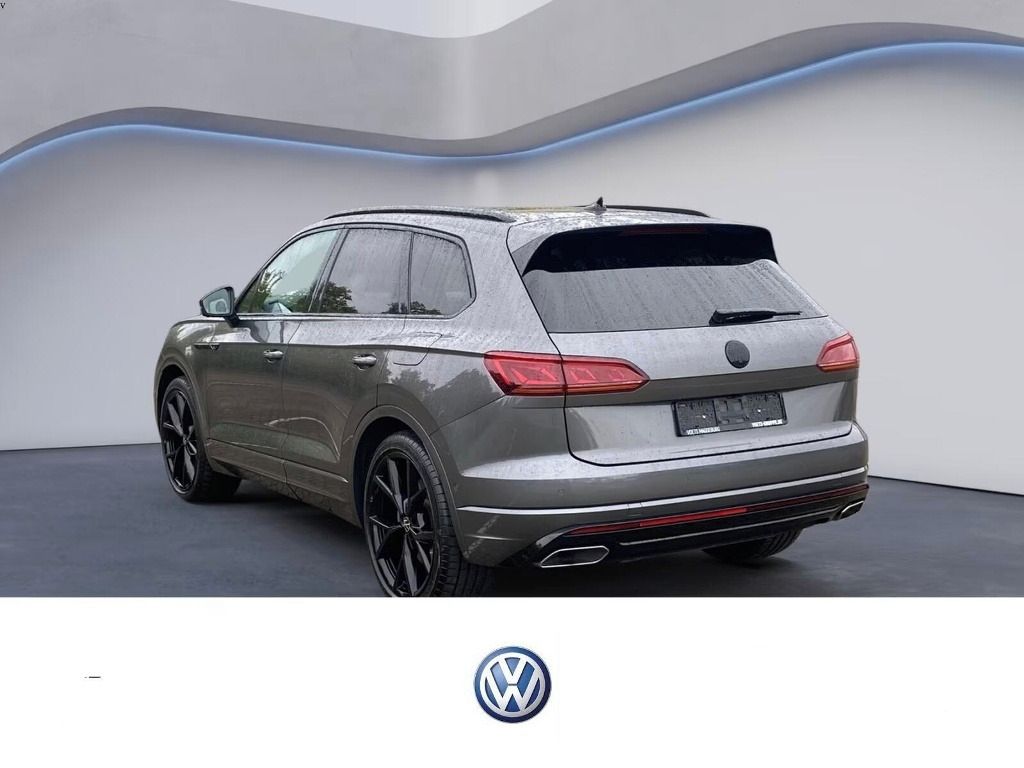 Volkswagen Touareg, 3.0 eHybrid 4M*Kůže*Matrix* - fotka 2
