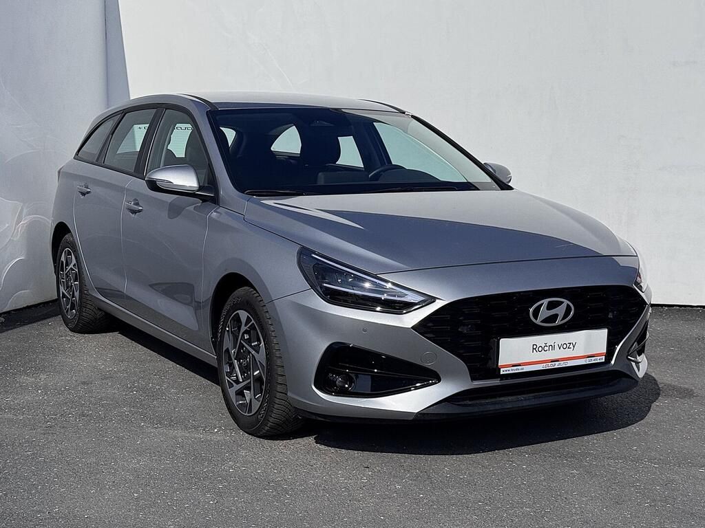 Hyundai i30, Start 1.0 74 kW - fotka 5