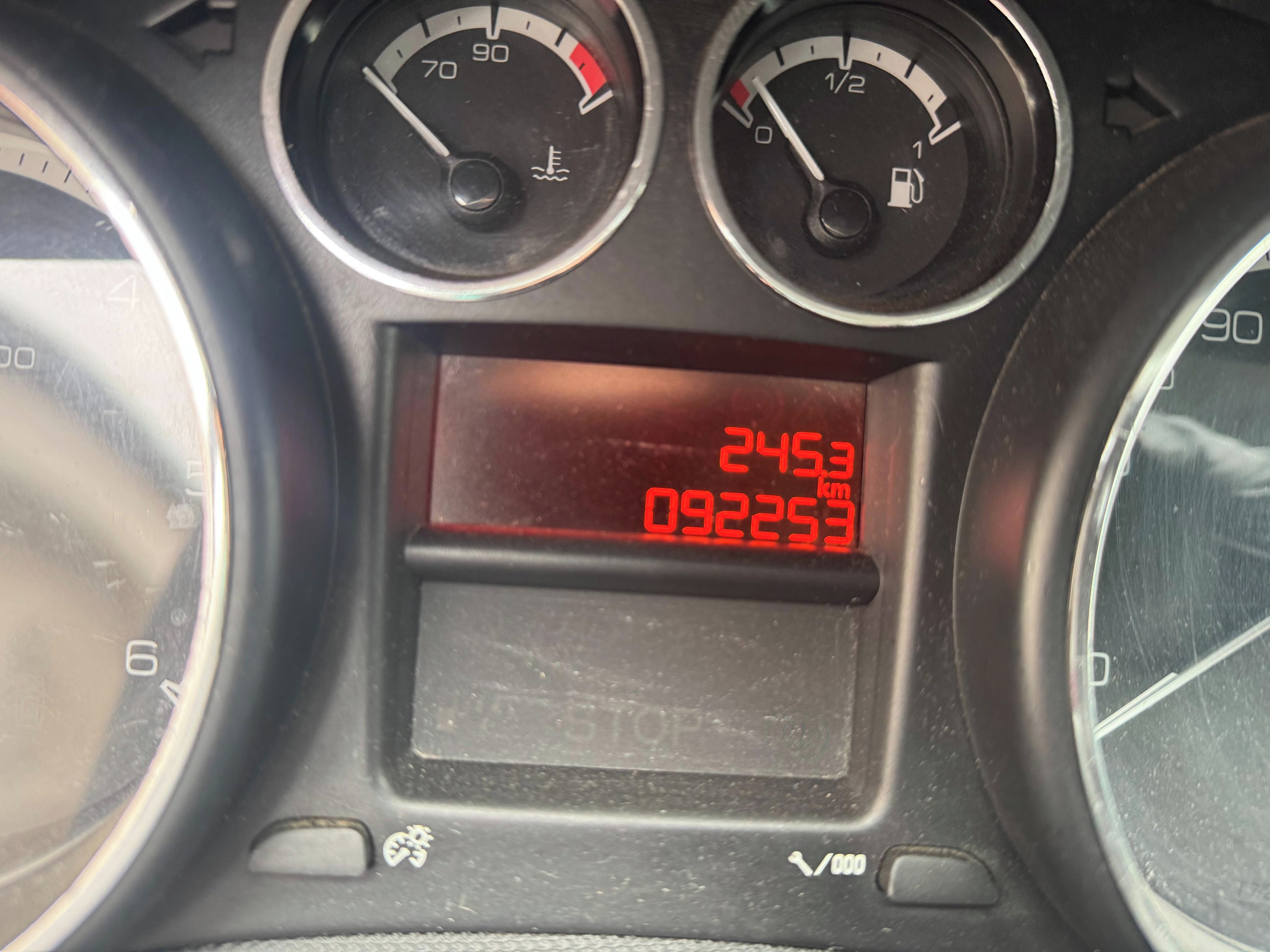 Peugeot 308 - fotka 5