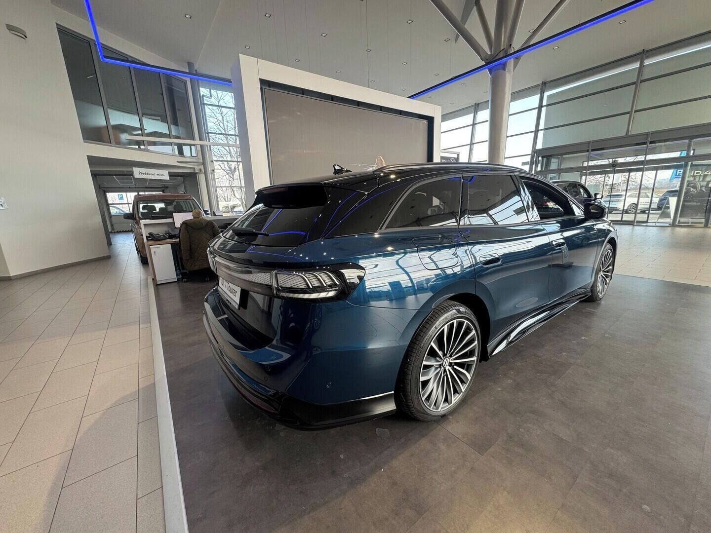 Volkswagen ID.7 Tourer, Pro S People 210 kW, 86 kWh - fotka 5