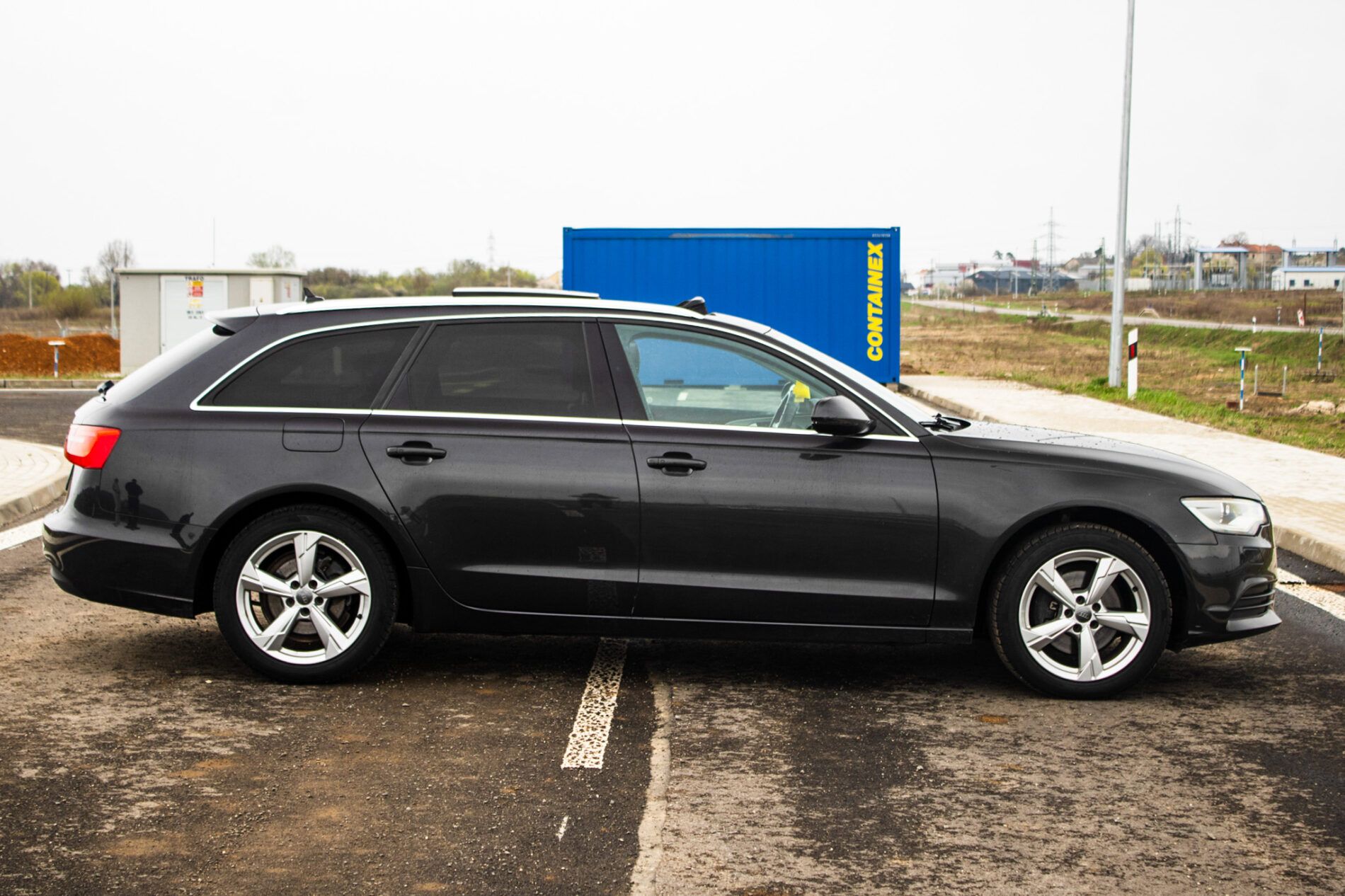 Audi A6 Avant - fotka 4