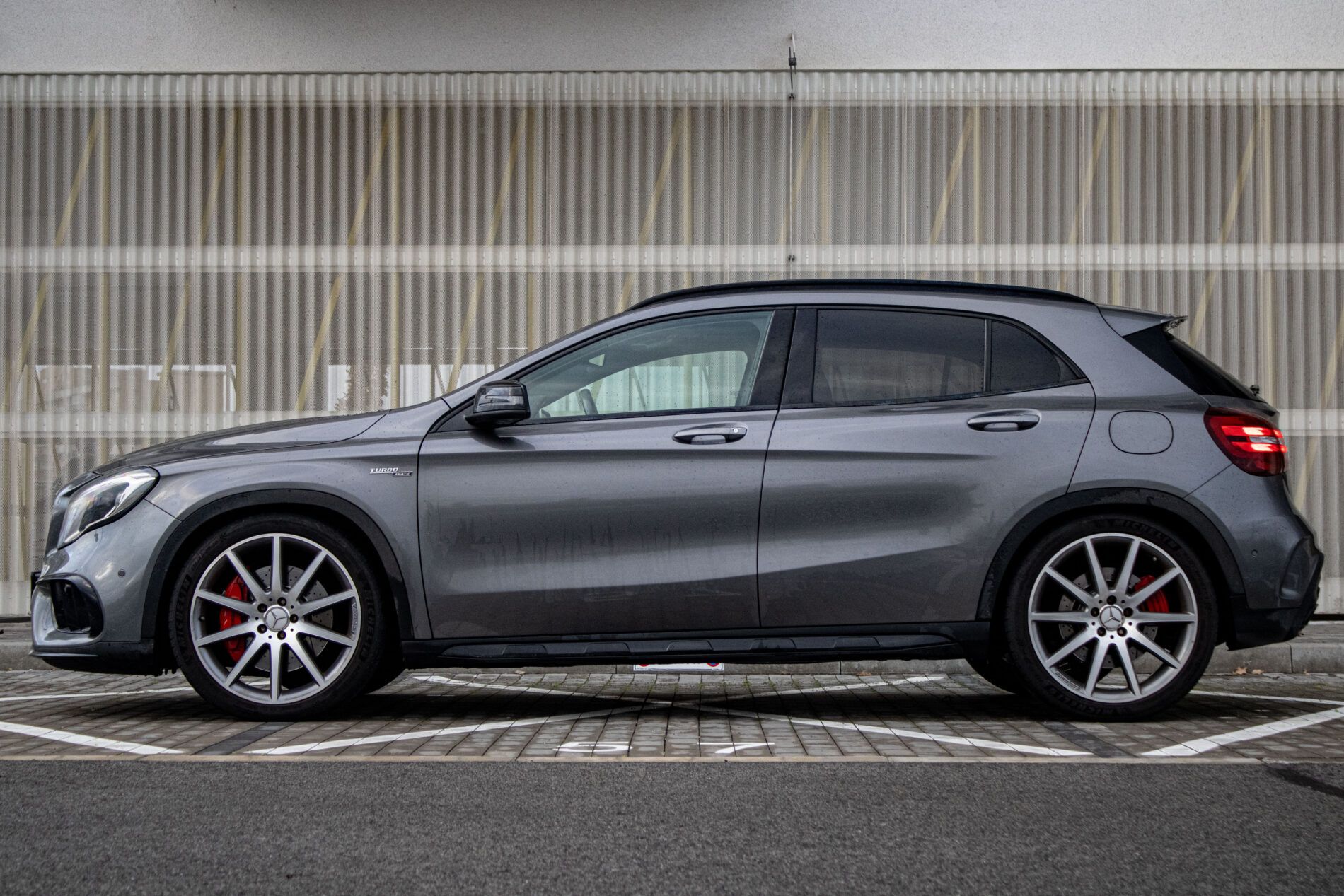 Mercedes-Benz, GLA trieda - fotka 2