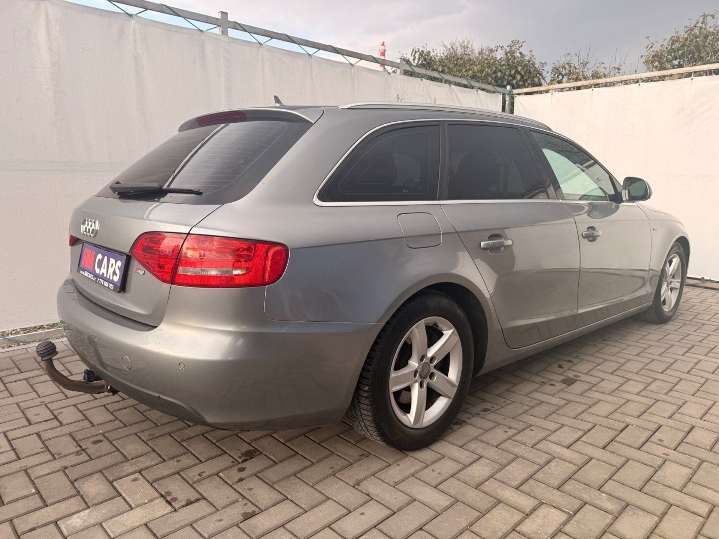 Audi A4, 2.0TDI 105kW S-line*TZ*NAVI* - fotka 4