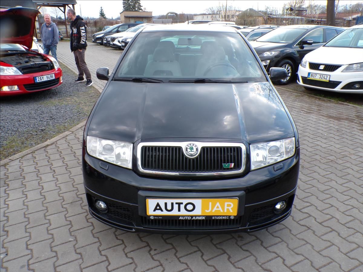 Škoda Fabia, 1,9 TDI RS 96kW - fotka 2