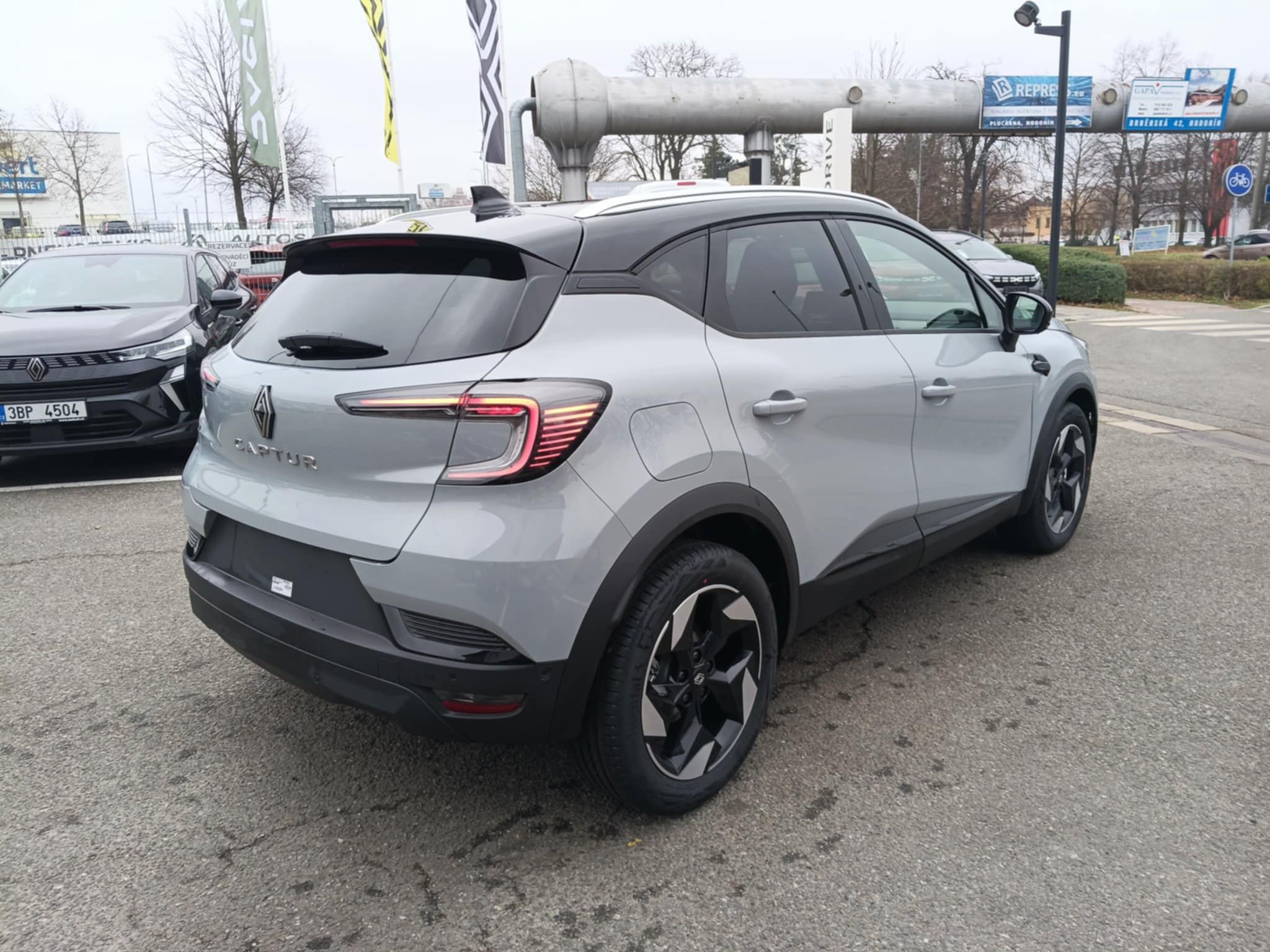 Renault Captur, techno full hybrid E-Tech 160 - fotka 4