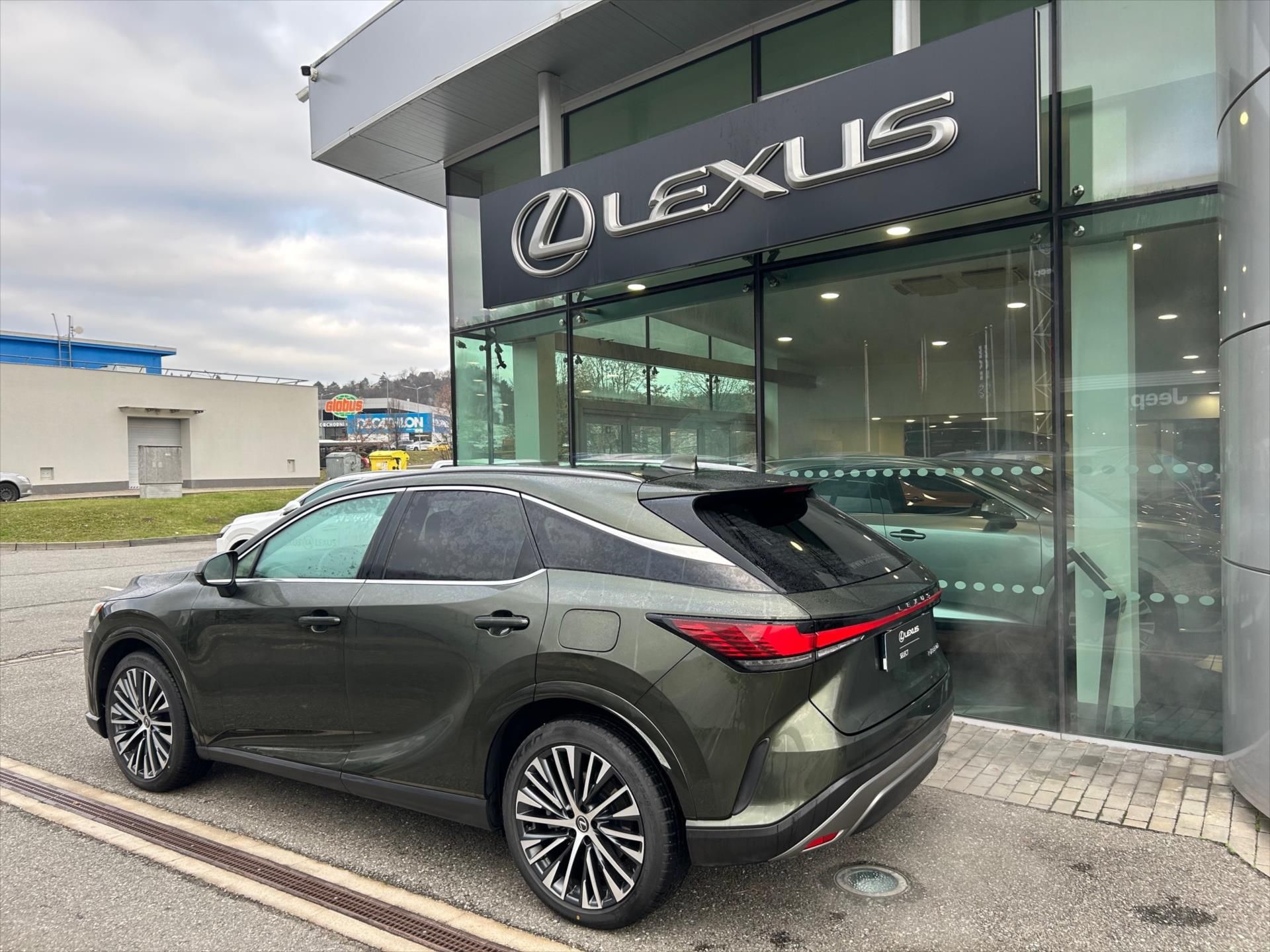 Lexus RX 350h, 2.5  4V Executive Plus - fotka 4
