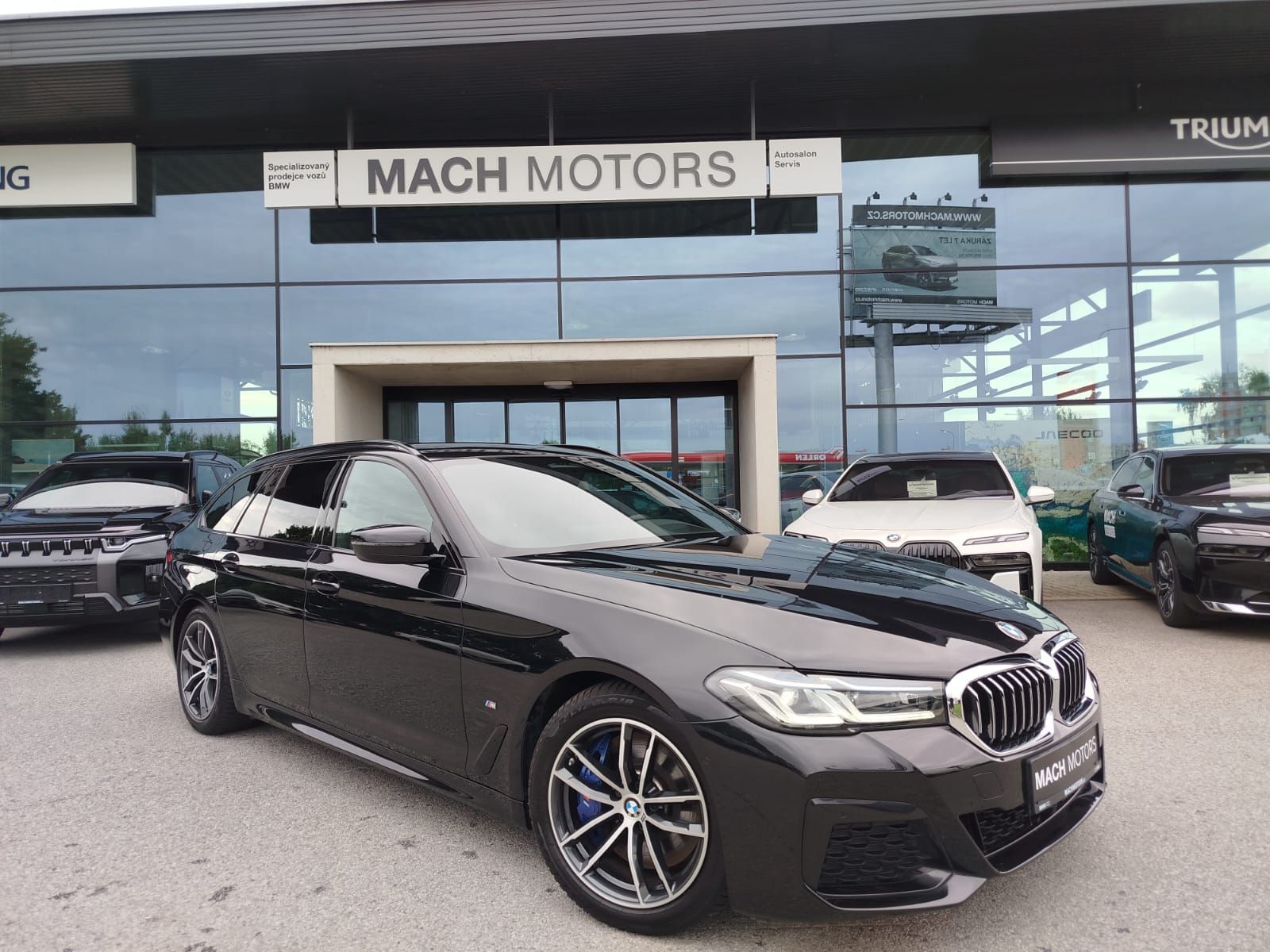 BMW Řada 5, 530d Touring, Natáčecí náprava - fotka 3