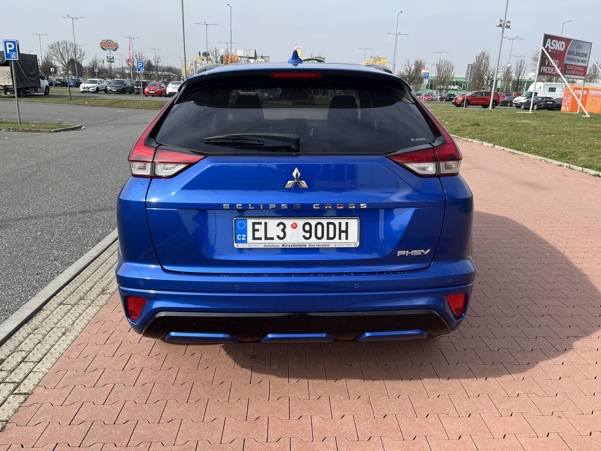 Mitsubishi Eclipse Cross, 2.4 PHEV 4x4 - fotka 6