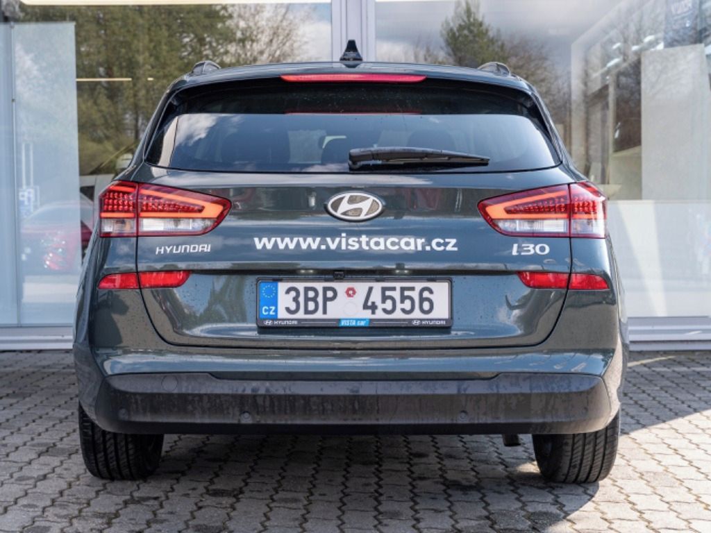 Hyundai i30, 1,5i GO CZECH - fotka 5