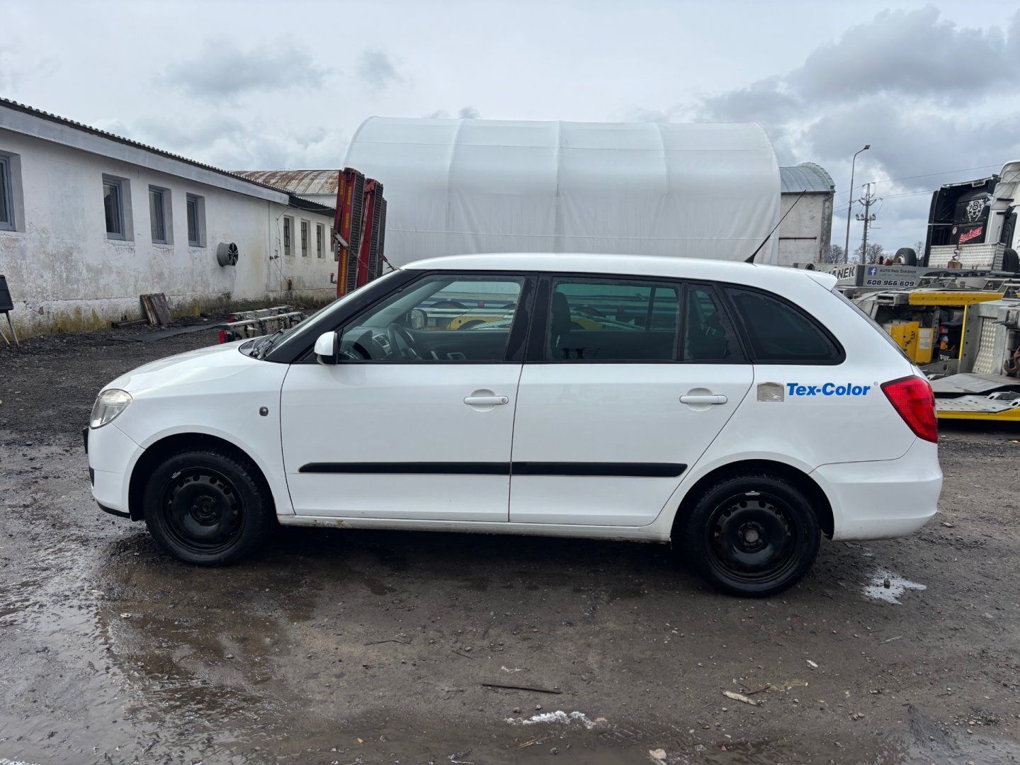Škoda Fabia, 1.2HTP / KLIMA / 122000km ! - fotka 2