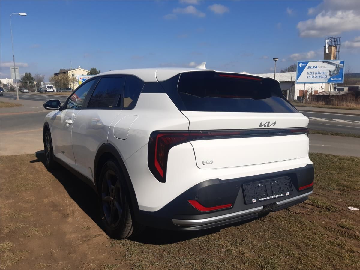 Kia K4, EXCLUSIVE 1,0 85kW MT6 - fotka 3