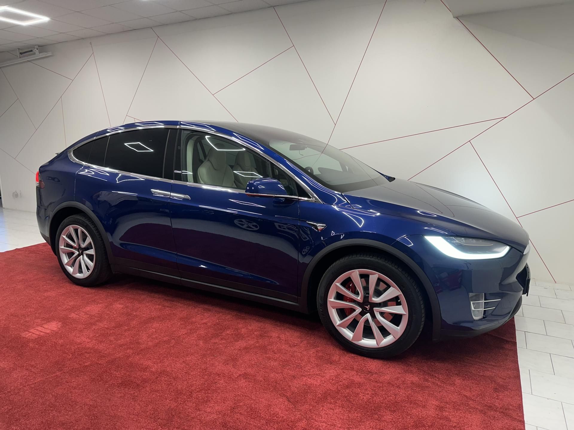 Tesla Model X, Model X P100D - fotka 6