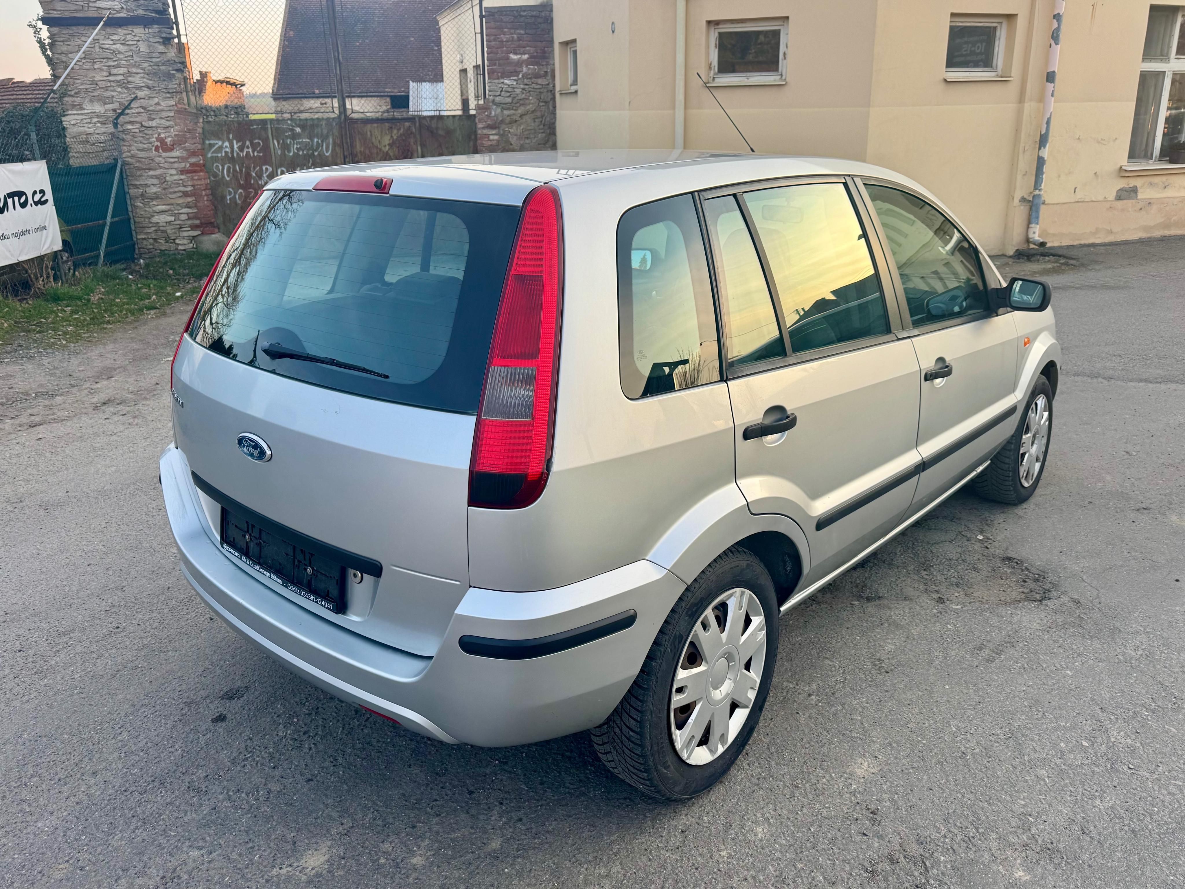 Ford Fusion, 1.6i 74kW.Klima. - fotka 4