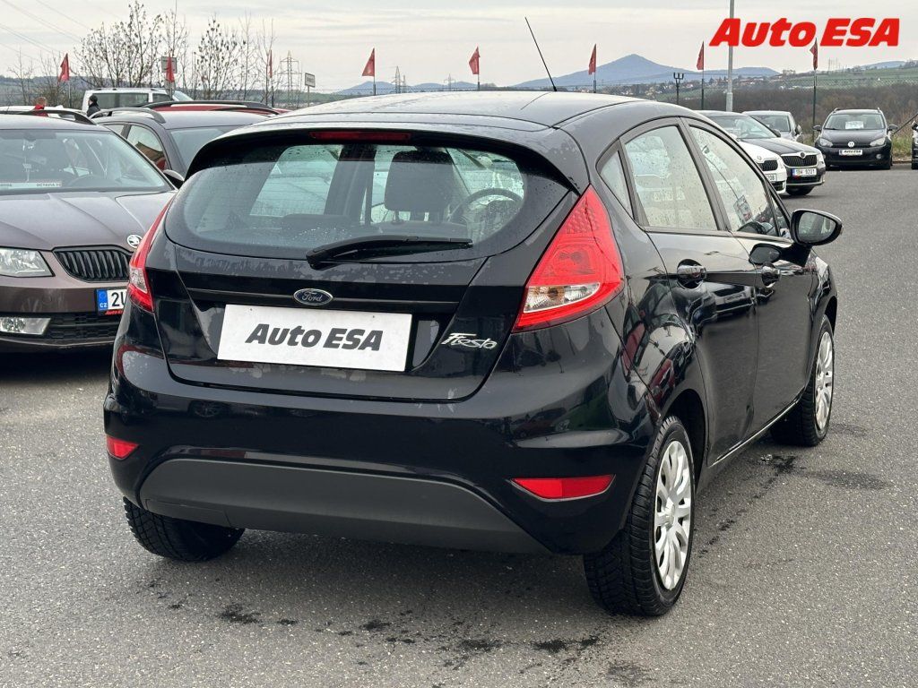 Ford Fiesta, 1.25,AC - fotka 6
