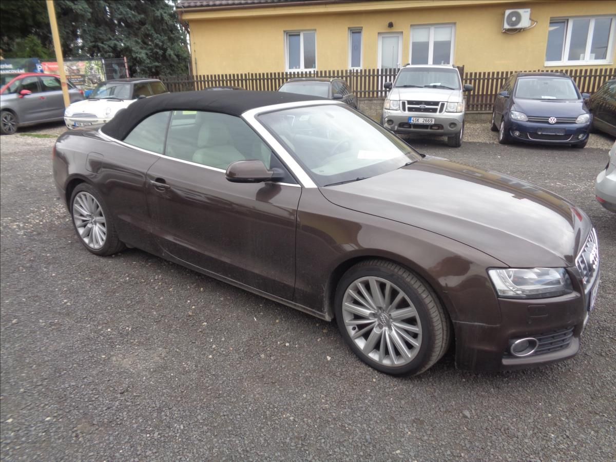 Audi A5, 2,0 - fotka 3