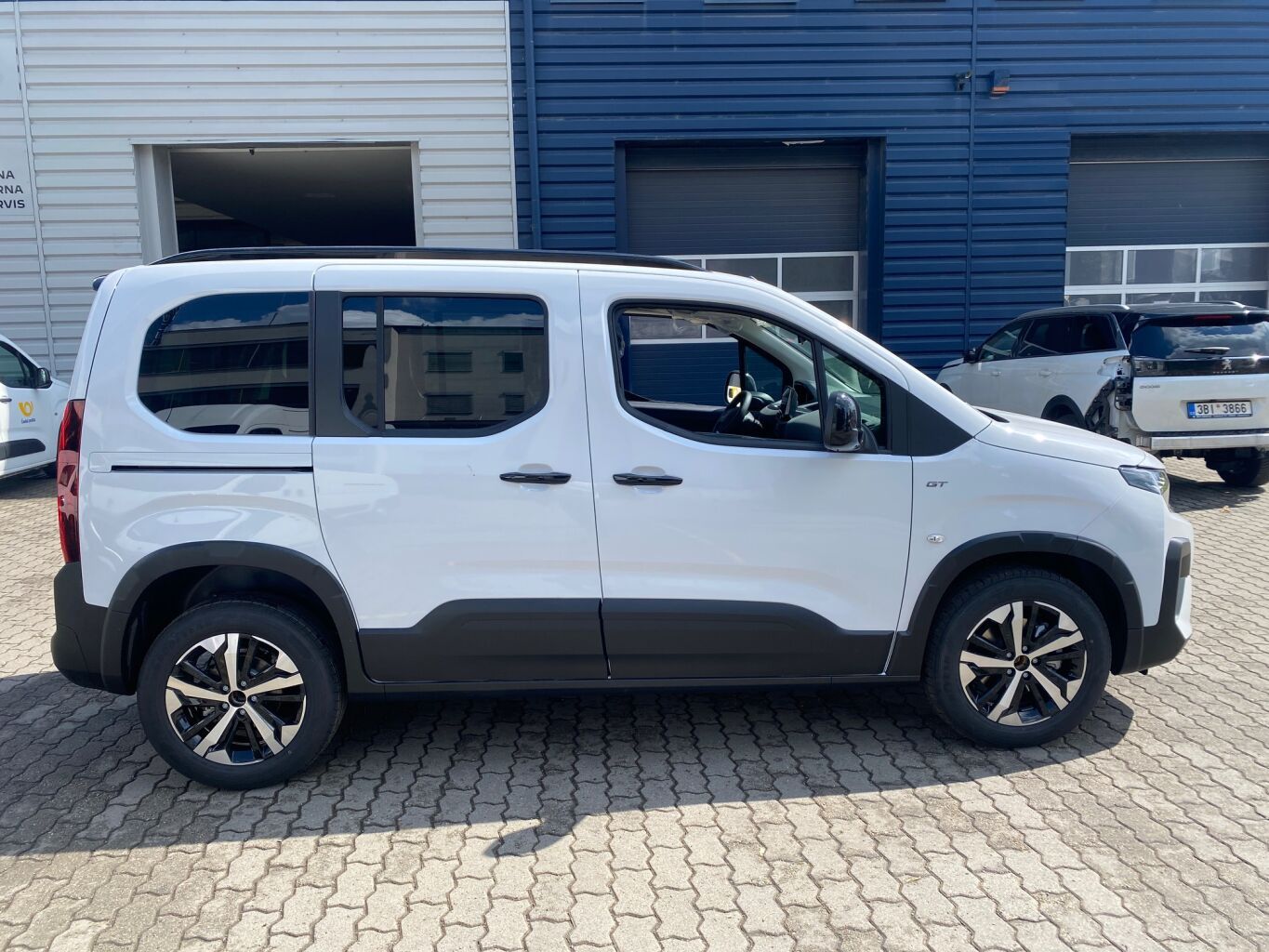 Peugeot Rifter, GT BlueHDi 130 EAT8 - 6390 - fotka 6