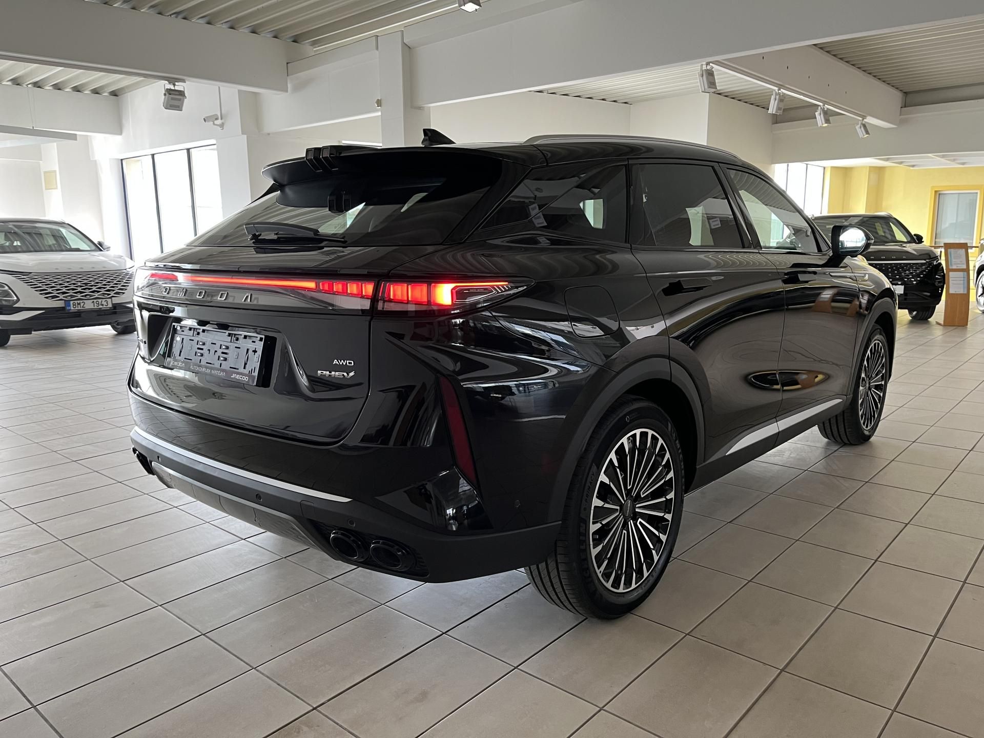 Omoda 9, PHEV - fotka 5