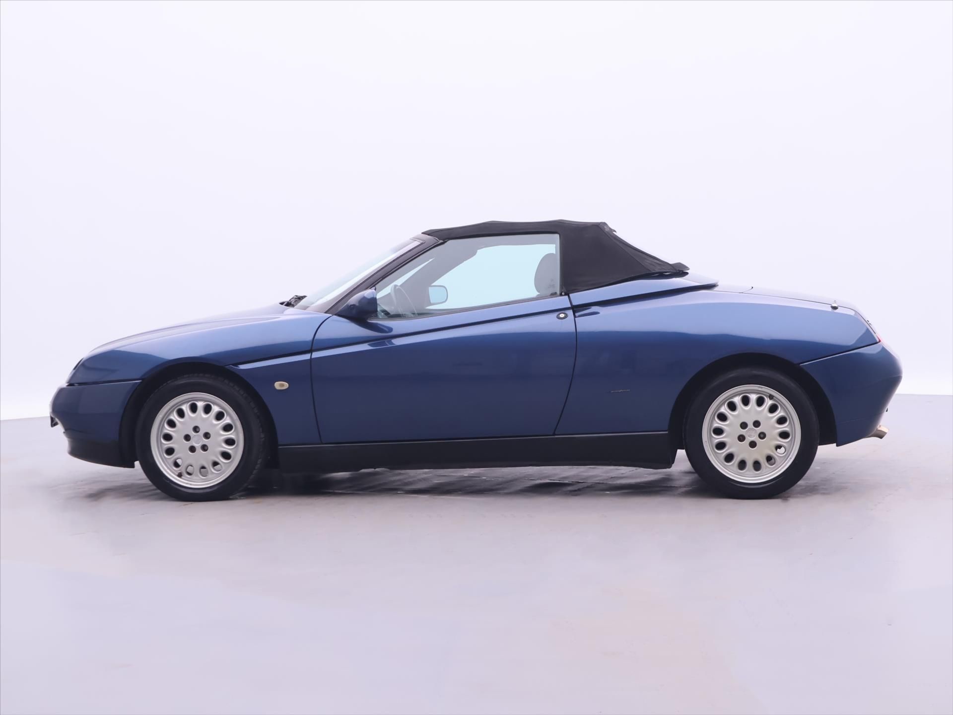 Alfa Romeo Spider, 2,0 TwinSpark 16V 110kW Klima - fotka 4