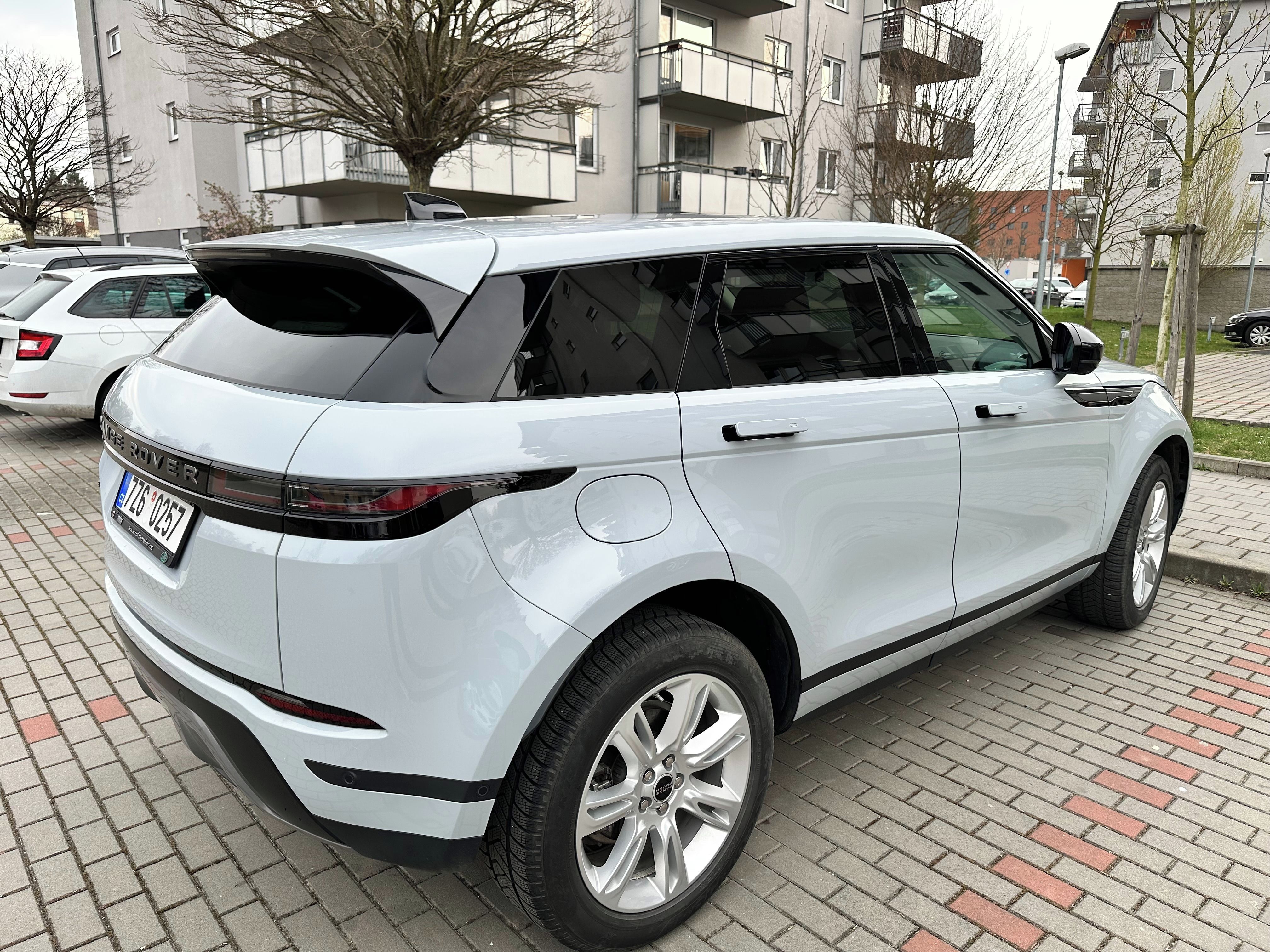 Land Rover Range Rover Evoque, D200 AWD 1.MAJ - fotka 2