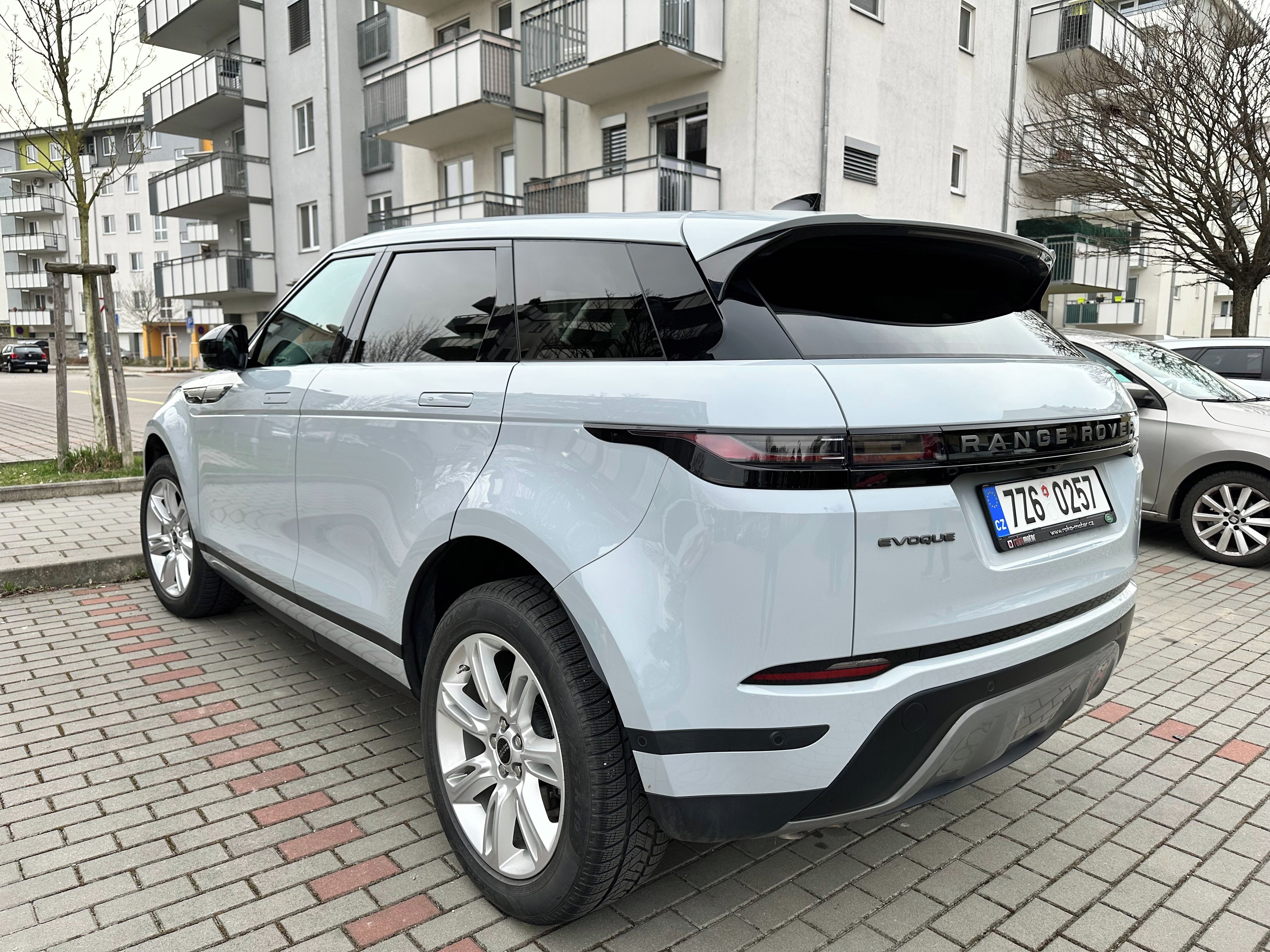 Land Rover Range Rover Evoque, D200 AWD 1.MAJ - fotka 4