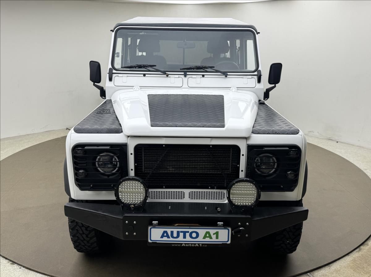 Land Rover Defender, 2,5 130 Td5 90kW PO RENOVACI - fotka 2