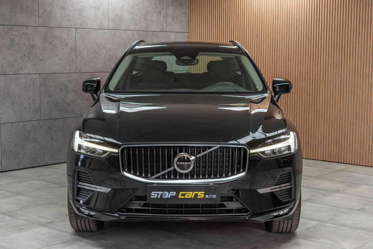 Volvo XC60, B4 AWD KESSY*MATRIX*VÝHŘEV* - fotka 2