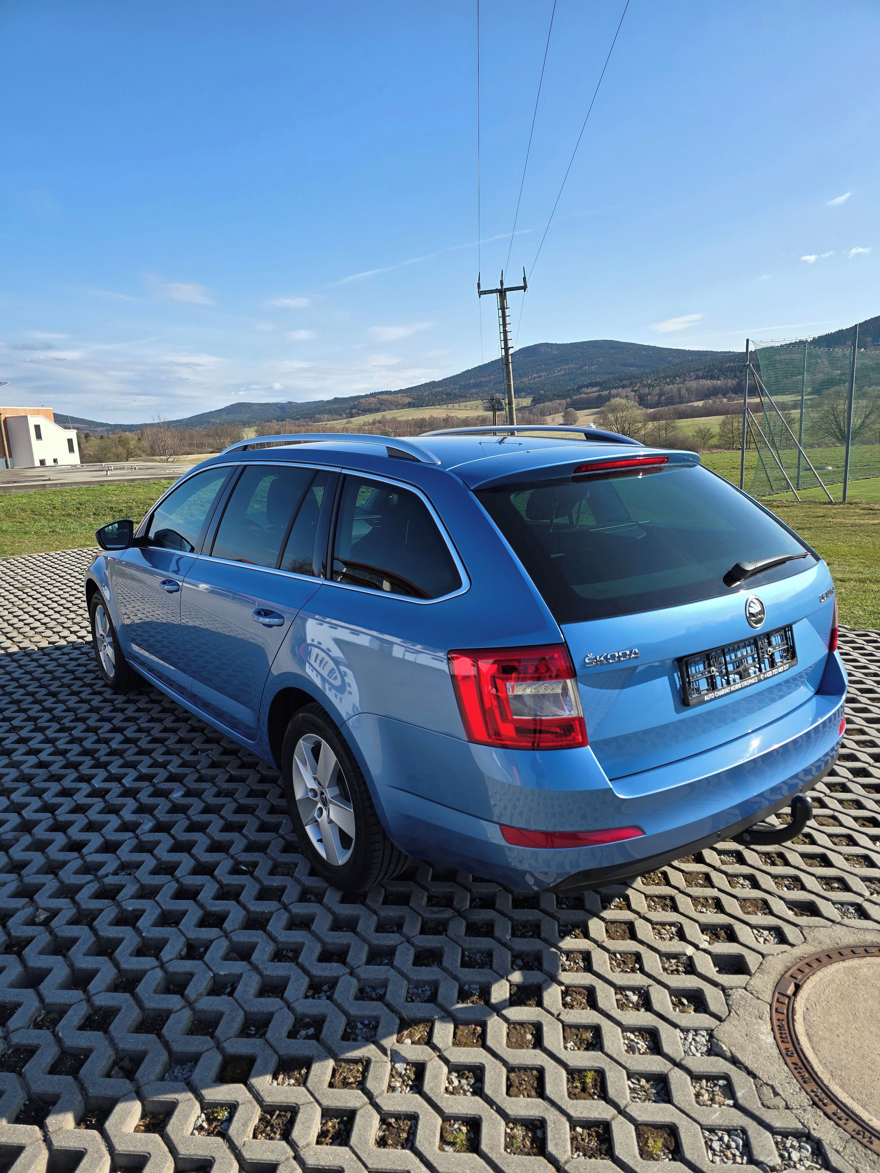 Škoda Octavia, 1.2 TSI Combi ----Prodáno----- - fotka 5