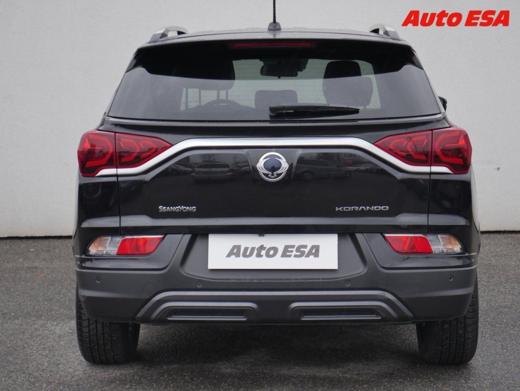 SsangYong Korando, 1.5 TGDi AWD,1.maj,ČR,AT - fotka 5