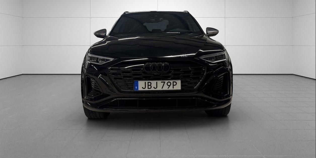 Audi SQ8, e-tron Sportback quattro Tažné - fotka 3