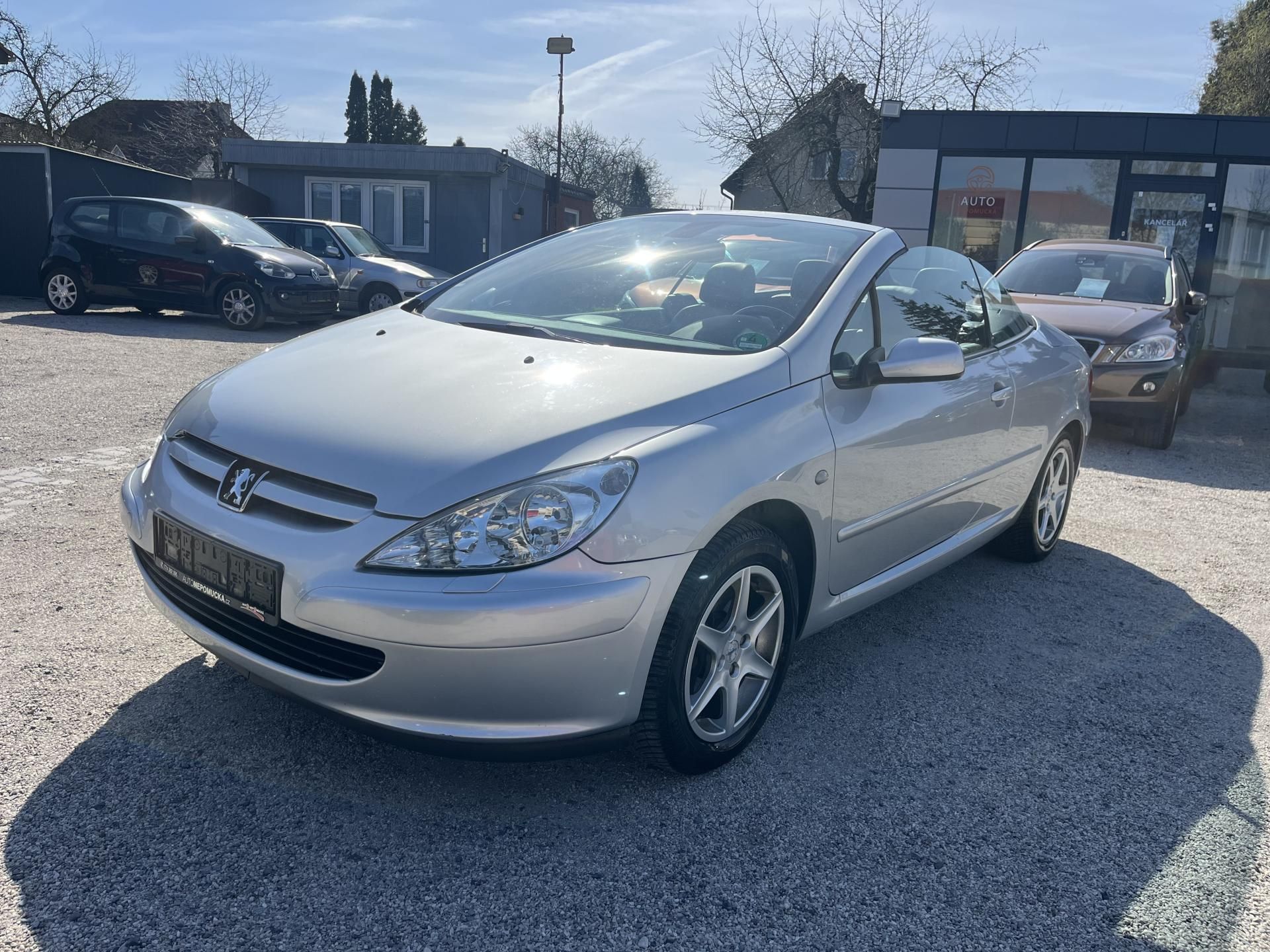 Peugeot 307, 2.0i 16v 100kw cabrio1.Majitel - fotka 3