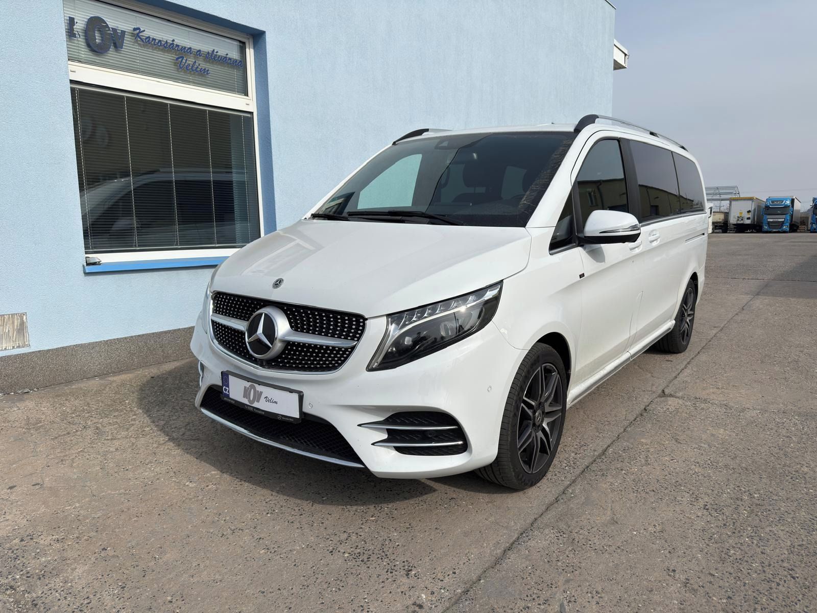 Mercedes-Benz Třídy V, V 300d AVANTGARDE L 4Matic
