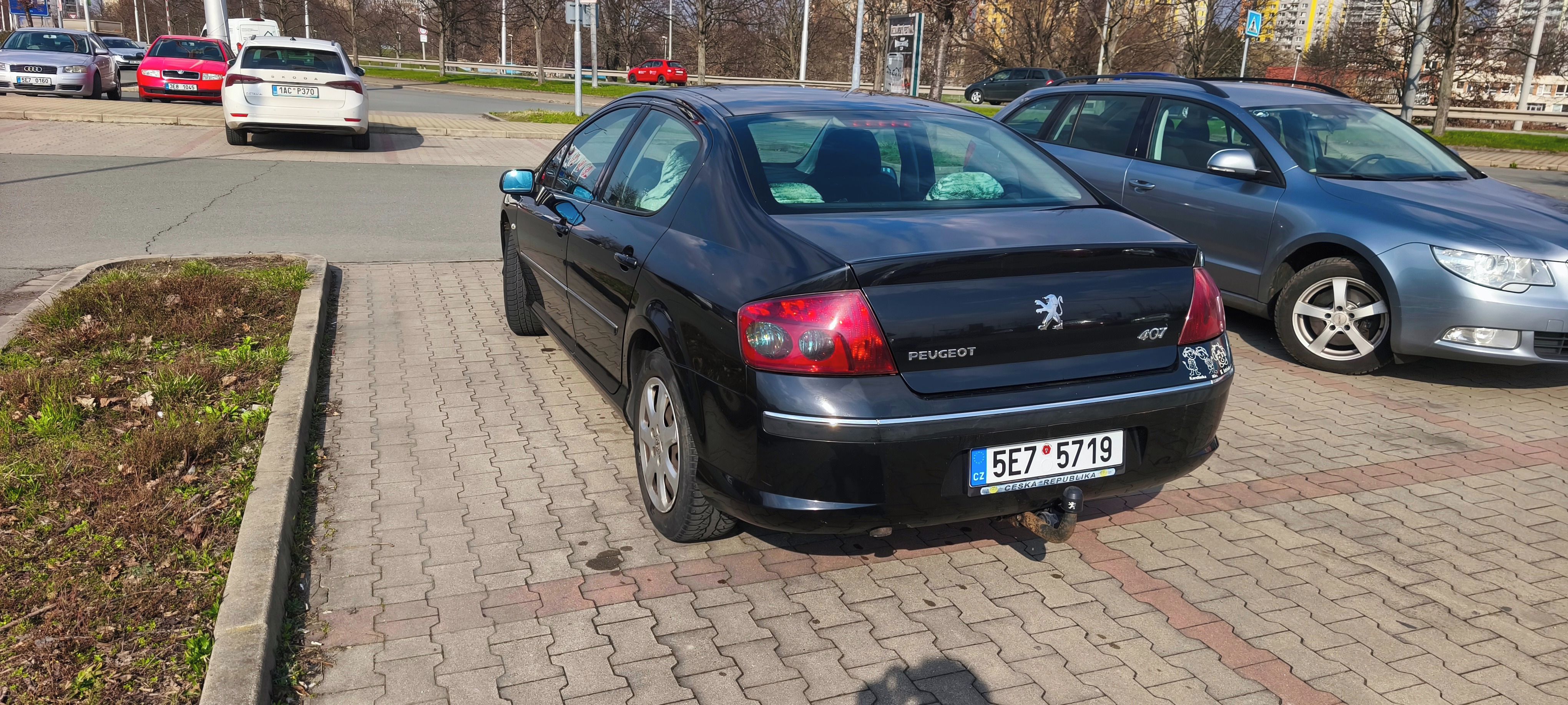 Peugeot 407, Peugeot 407 Sedan 2,0 Hdi - fotka 3